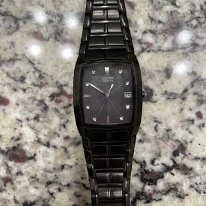 Men’s black Citizens watch
